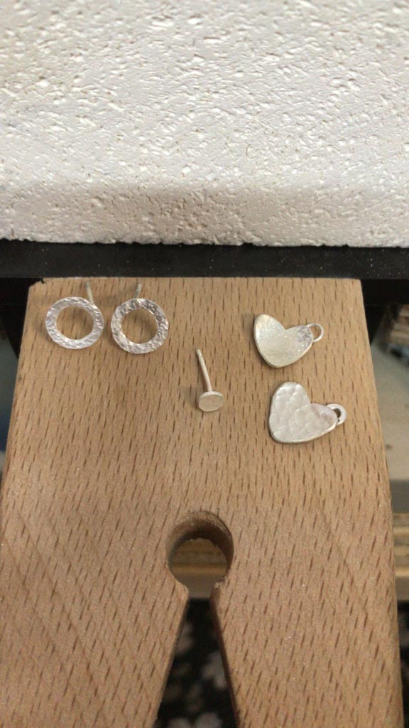 Selfmade-hearts-hammered-silver